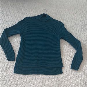 Vince Camuto Teal mock neck swearer cable knit